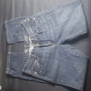 Levi's Straight Leg Jeans